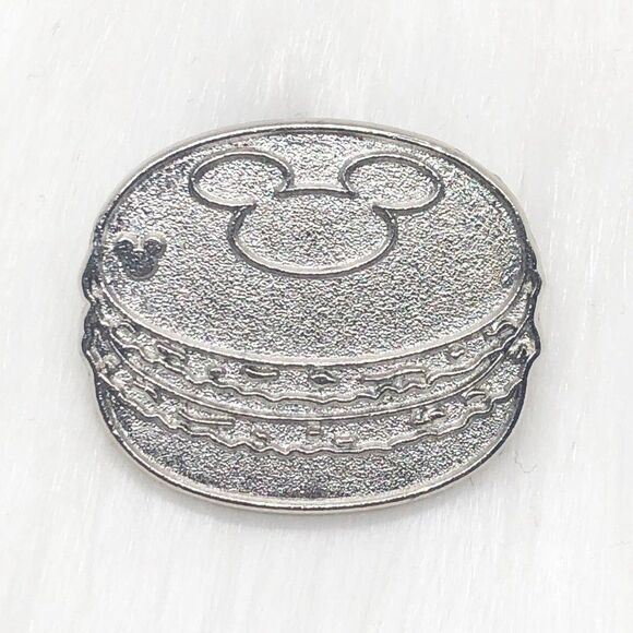 Disney Jewelry - 🔮 5/$25 Disney Macaron Chaser Pin